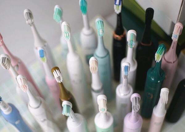 便宜的儿童电动牙刷能用吗？看完这篇文章，你准不敢用低价电动牙刷