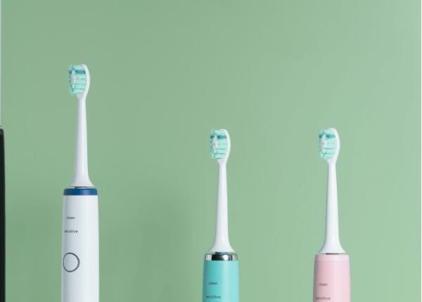 声波牙刷没有手动刷牙干净？震惊！原来真相是这个
