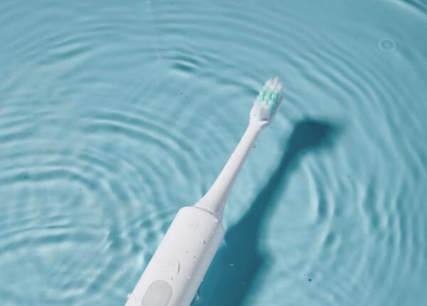 一篇告诉你：超声波牙刷、声波牙刷与电动牙刷的区别