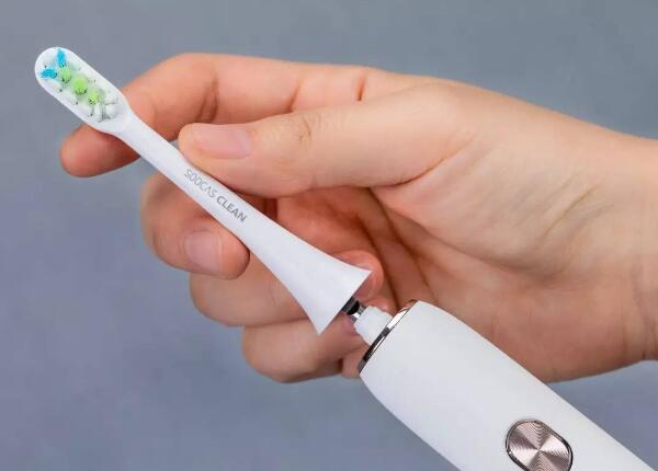 电动牙刷可以换刷头两个人用吗？