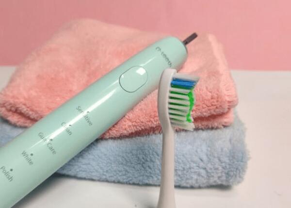 电动牙刷共用刷柄用不一样的刷头行吗