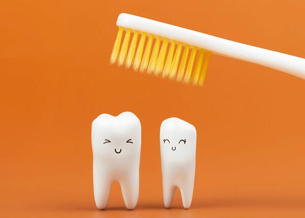 电动牙刷品牌厂商强调：过硬的刷毛不适合国人？！