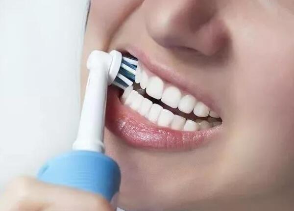 电动牙刷好用吗