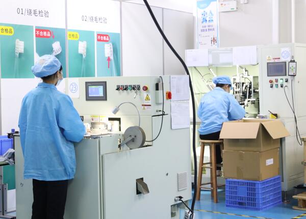 电动牙刷生产商厂家生产设备 刷博士电动牙刷生产商厂家工厂设备