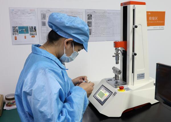 如何选择电动牙刷国内生产厂家