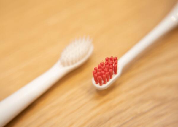 用手动牙刷出血怎么办？告别牙龈出血小妙招