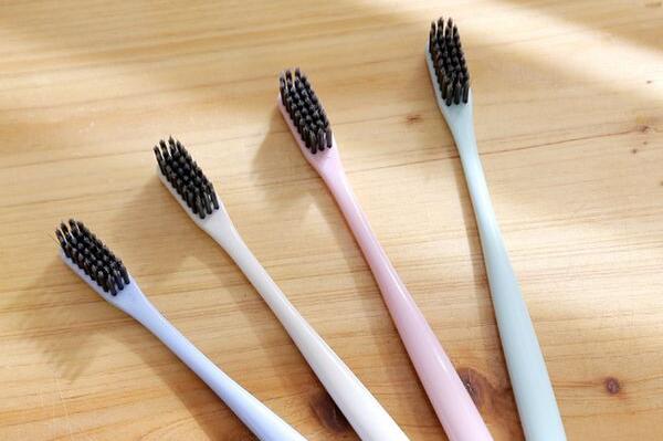 手动牙刷要怎么挑选好坏？选择手动牙刷时要考虑的因素