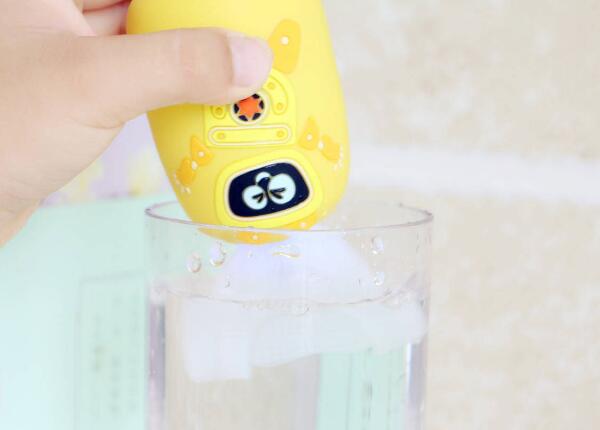 u形牙刷该怎么护理