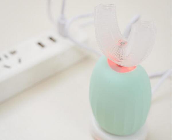 u型牙刷的充电指南 u型牙刷的充电指南