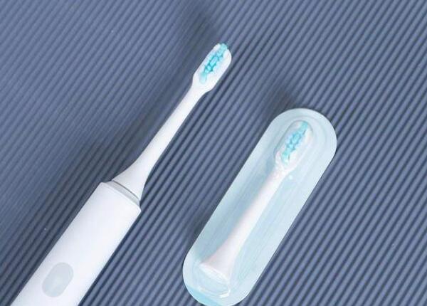 自动牙刷好？还是手刷牙刷好？选择哪个更好？