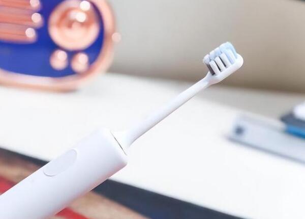 小米电动牙刷换头卡住怎么办？细致教你解决困扰！