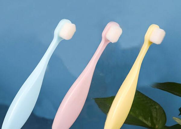 小孩软毛的牙刷怎么用？小孩软毛牙刷的正确使用方法