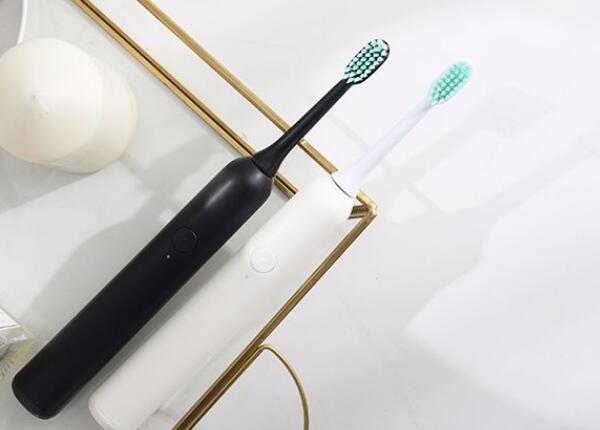 硅胶磁悬浮电动牙刷好用吗？这款电动牙刷焕发你洁白笑容