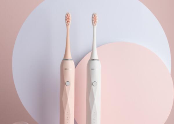 硅胶磁悬浮电动牙刷怎么用？电动牙刷的正确使用方法