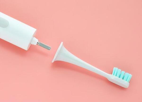 电动牙刷替换刷头是通用的吗？替换刷头的选择和使用指南