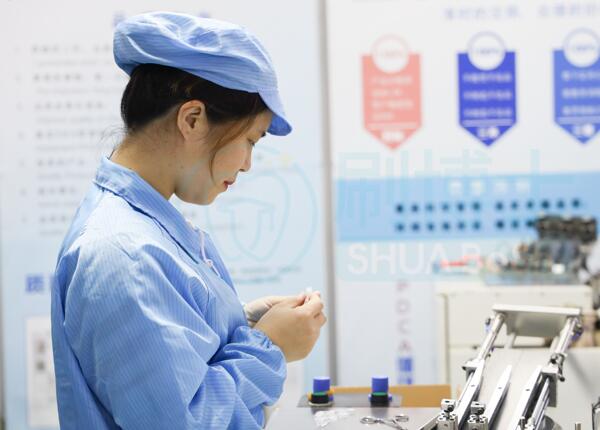 电动牙刷生产厂家与代加工 电动牙刷生产厂家与代加工