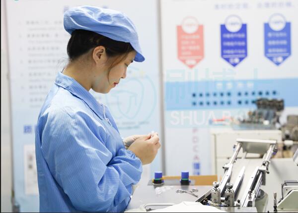 刷博士提供电动牙刷个性化定制服务 电动牙刷定做厂